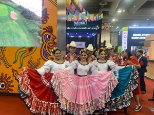 trajes típicos folclóricos nayaritas en IBTM Américas 2024